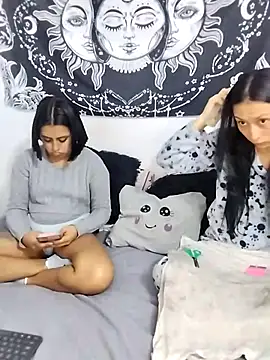 abby_n_emily Webcamshow