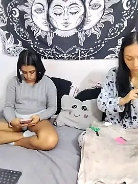 abby_n_emily 现场XXX聊天
