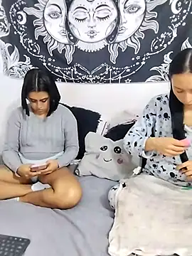 abby_n_emily Webcam Show