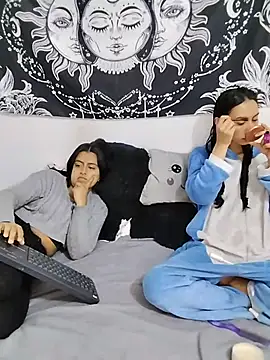 Živý XXX chat abby_n_emily