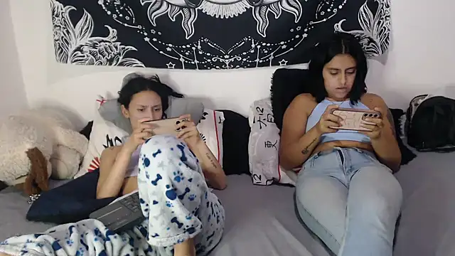 abby_n_emily Webcamshow