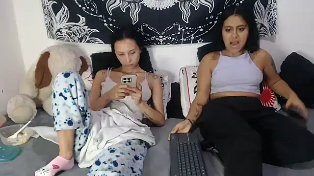 abby_n_emily Webcamshow