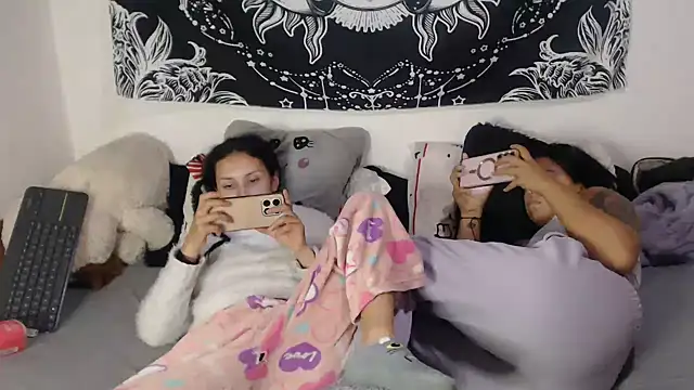 abby_n_emilyn Webbikameraesitys