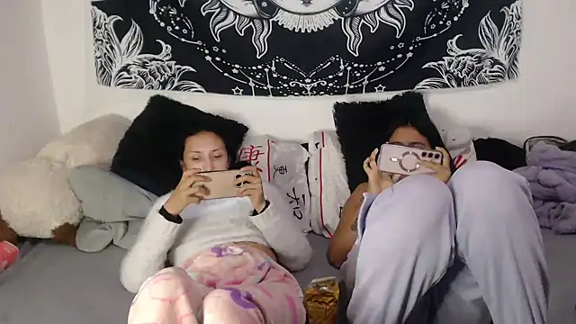 abby_n_emily webkamerás műsora