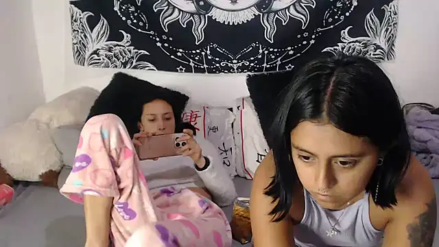 abby_n_emily Webcamshow