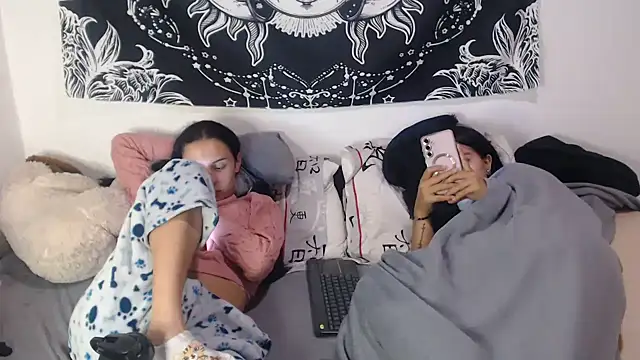 abby_n_emily Webcamshow