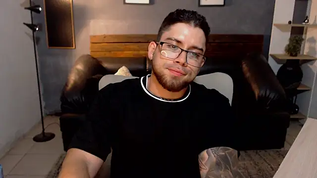 عرض كام Mike_montoya01