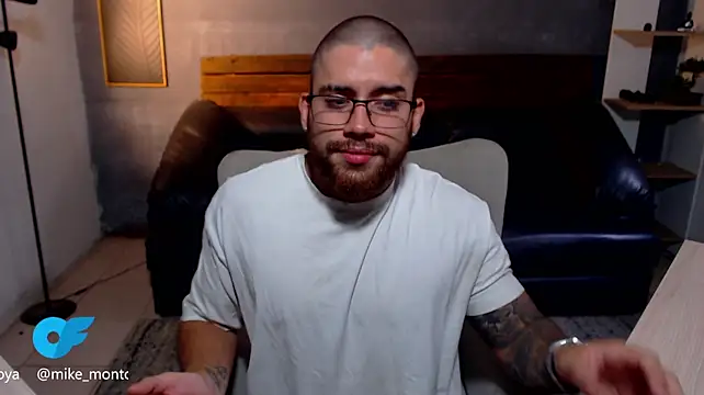 Pokazy przed kamerką – Mike_montoya01
