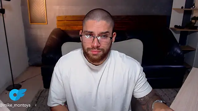 Mike_montoya01 Show Webcam