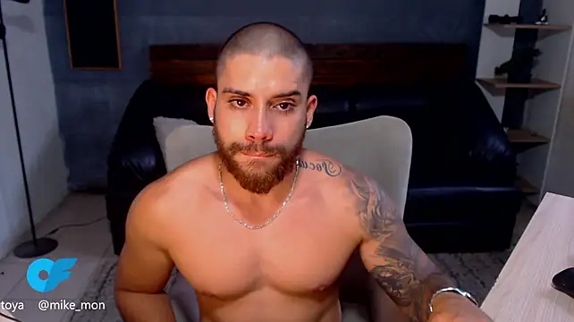 Mike_montoya01 网络视讯表演