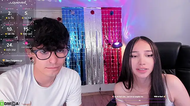 Mikeyvioleta_のライブXXXチャット