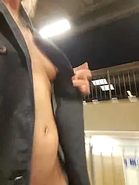 Cheryl_F Show in webcam