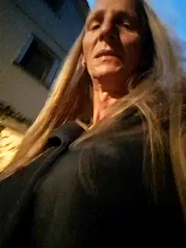 Cheryl_F's Webcam Show