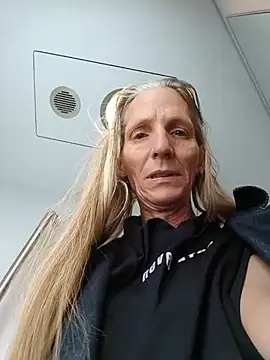Cheryl_F's Webcam Show