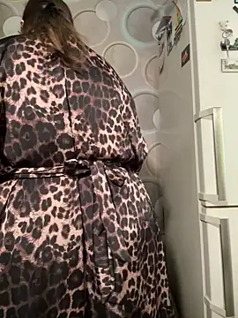 Chat XXX en directo de Curvy__Goddess