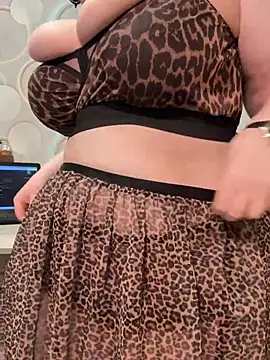 Curvy__Goddess Live Chatraum