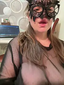 CurvyVelvetXO Chat XXX in diretta
