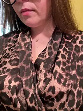Chat XXX en directo de CurvyVelvetXO