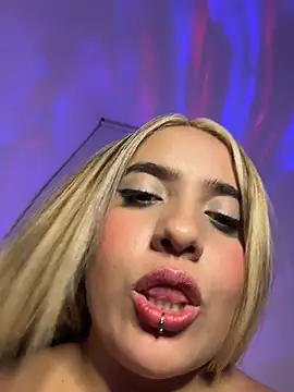 Chat +18 de _Ninasanz ao vivo