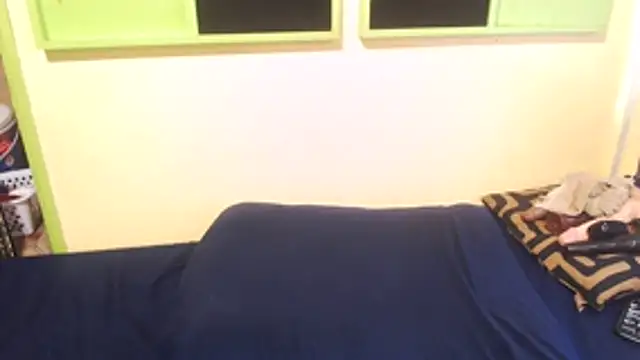 TallEbonyBabe Adlı Modelin Canlı Sohbet Odası