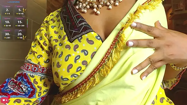 Iniya_Parul's Live XXX Chat