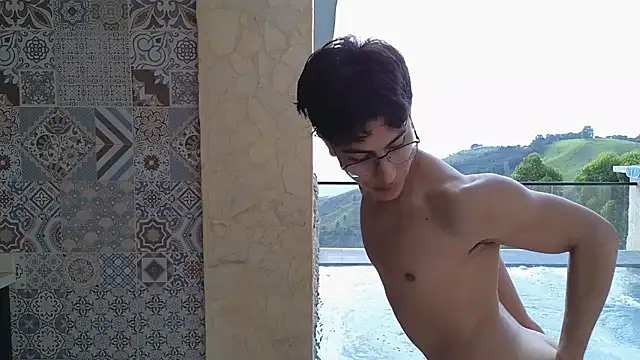 Aaron_Ezeのウェブカメラショー