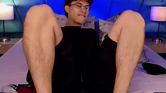 Aaron_Eze Webcam-Show