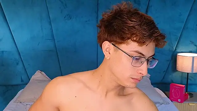 Aaron_Eze Webcam Show