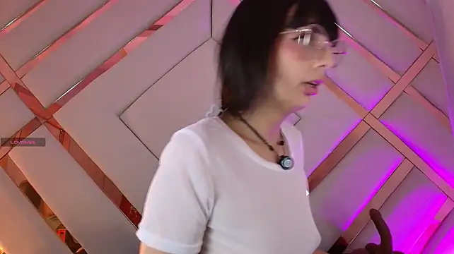 michelle_cutee_'s Live XXX Chat