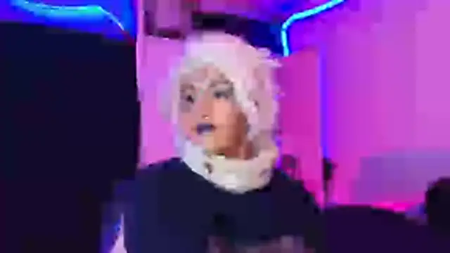 moon_winy 网络视讯表演