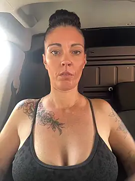 DarkestDreamxox's Webcam Show