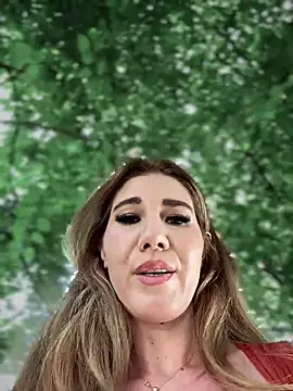 Webkamerová show didihairypussy