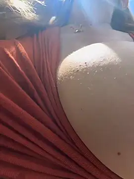 didihairypussy's Webcam Show
