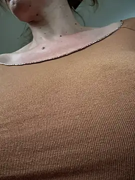 didihairypussy's Webcam Show