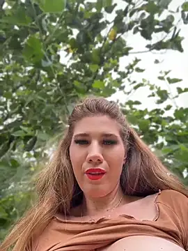 didihairypussyのウェブカメラショー
