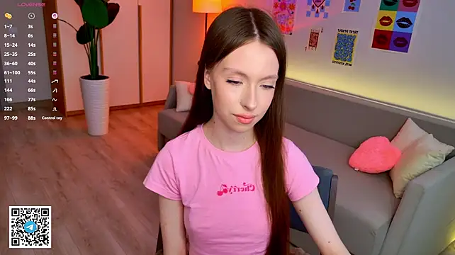 Yasmin_Kass Adlı Modelin Canlı XXX Sohbeti