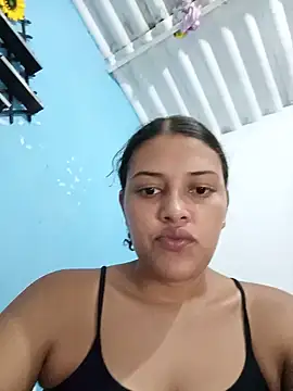 دردشة single_virgin الجنسية المباشرة