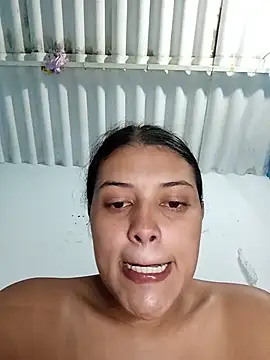 single_virgin – Naživo XXX chat