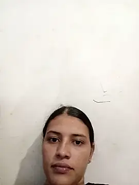 צ'אט XXX בשידור חי של single_virgin