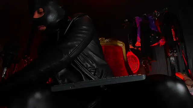 Master_Connor_BDSM 웹캠 쇼