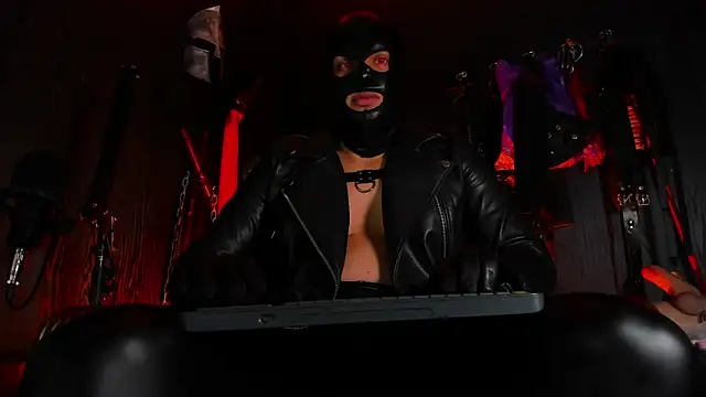 Show de Master_Connor_BDSM na webcam