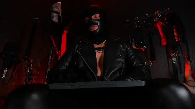Webkamerová show Master_Connor_BDSM
