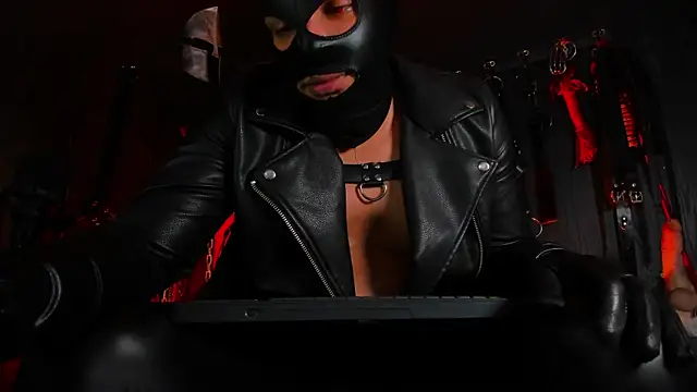 Master_Connor_BDSM Adlı Modelin Web Kamerası Şovu