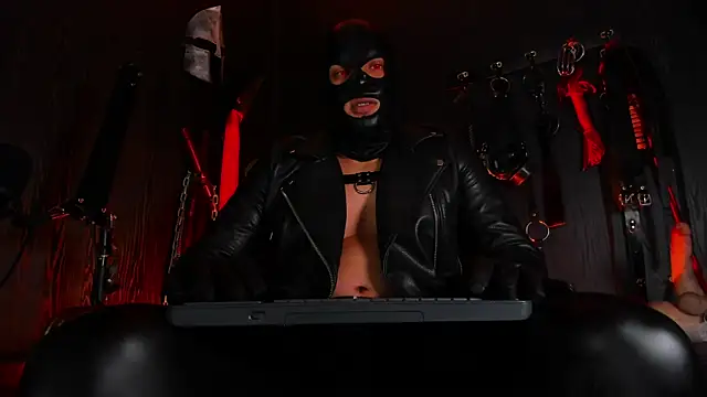 عرض كام Master_Connor_BDSM