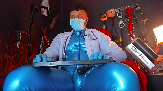 Master_Connor_BDSM Webcam show
