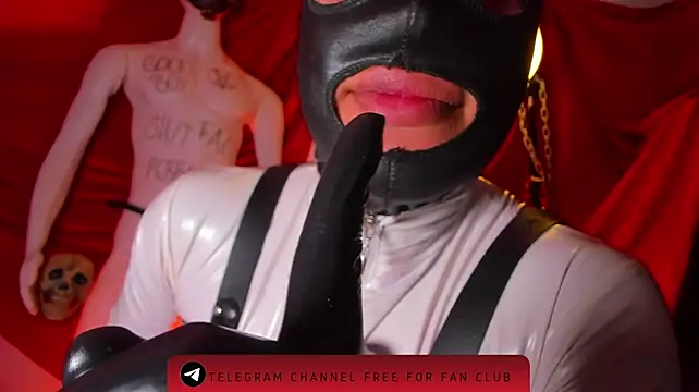 Master_Connor_BDSM webcam show