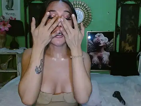SeductiveCatxxx 网络视讯表演
