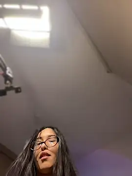 Kiss_Sophi Show in webcam
