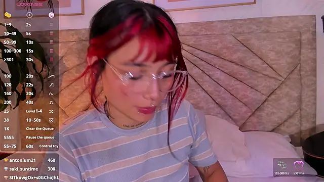 צ'אט XXX בשידור חי של Emma_duff