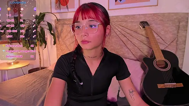 XXX chat uživo modela Emma_duff